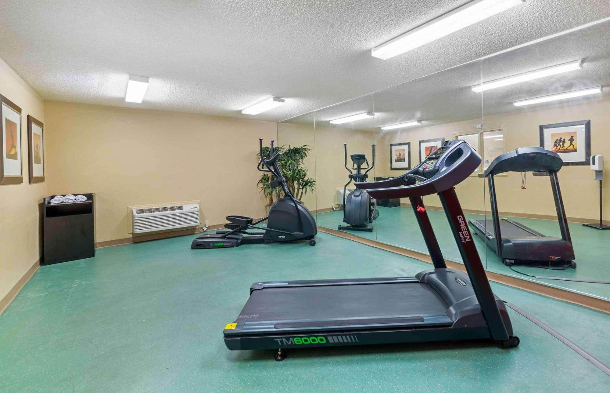 Extended Stay America Suites - Fort Lauderdale - Cypress Creek - Nw 6Th Way Exterior photo