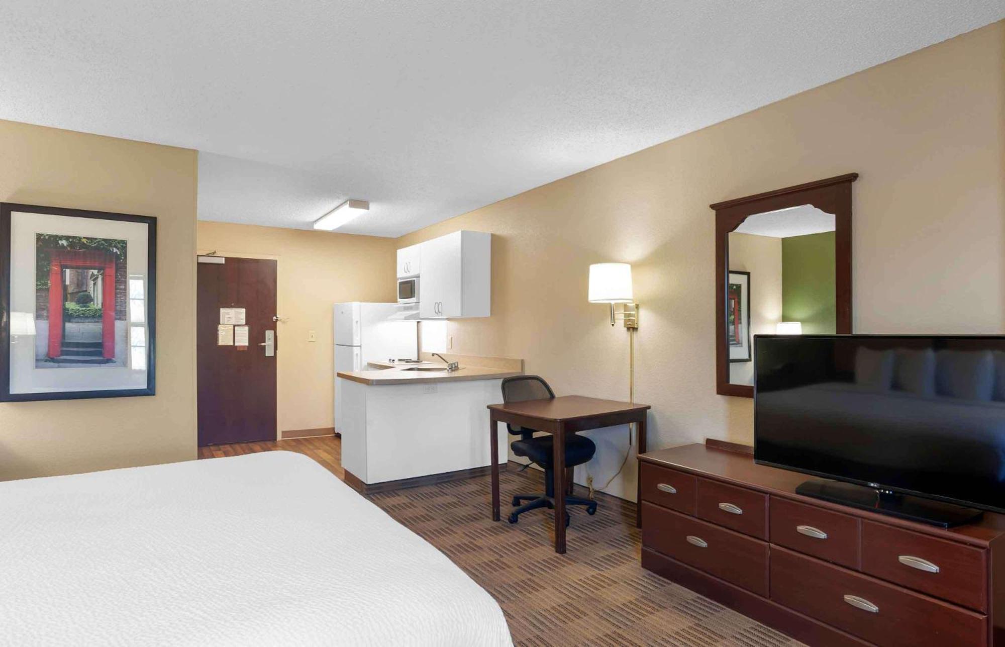 Extended Stay America Suites - Fort Lauderdale - Cypress Creek - Nw 6Th Way Exterior photo