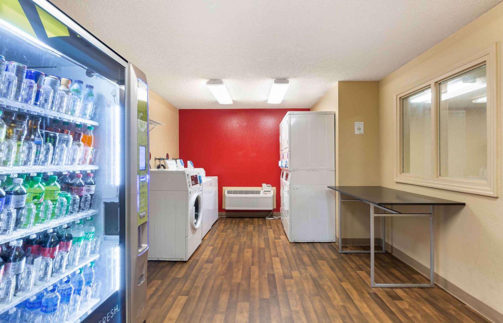 Extended Stay America Suites - Fort Lauderdale - Cypress Creek - Nw 6Th Way Exterior photo