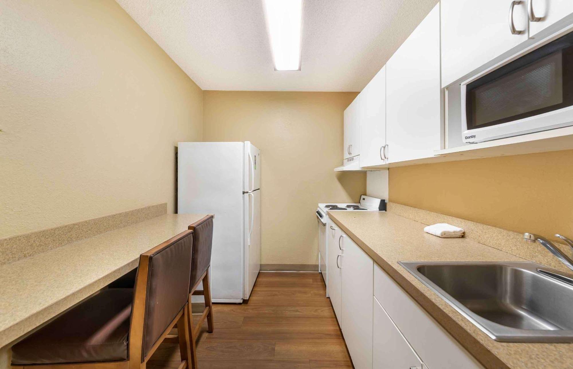 Extended Stay America Suites - Fort Lauderdale - Cypress Creek - Nw 6Th Way Exterior photo
