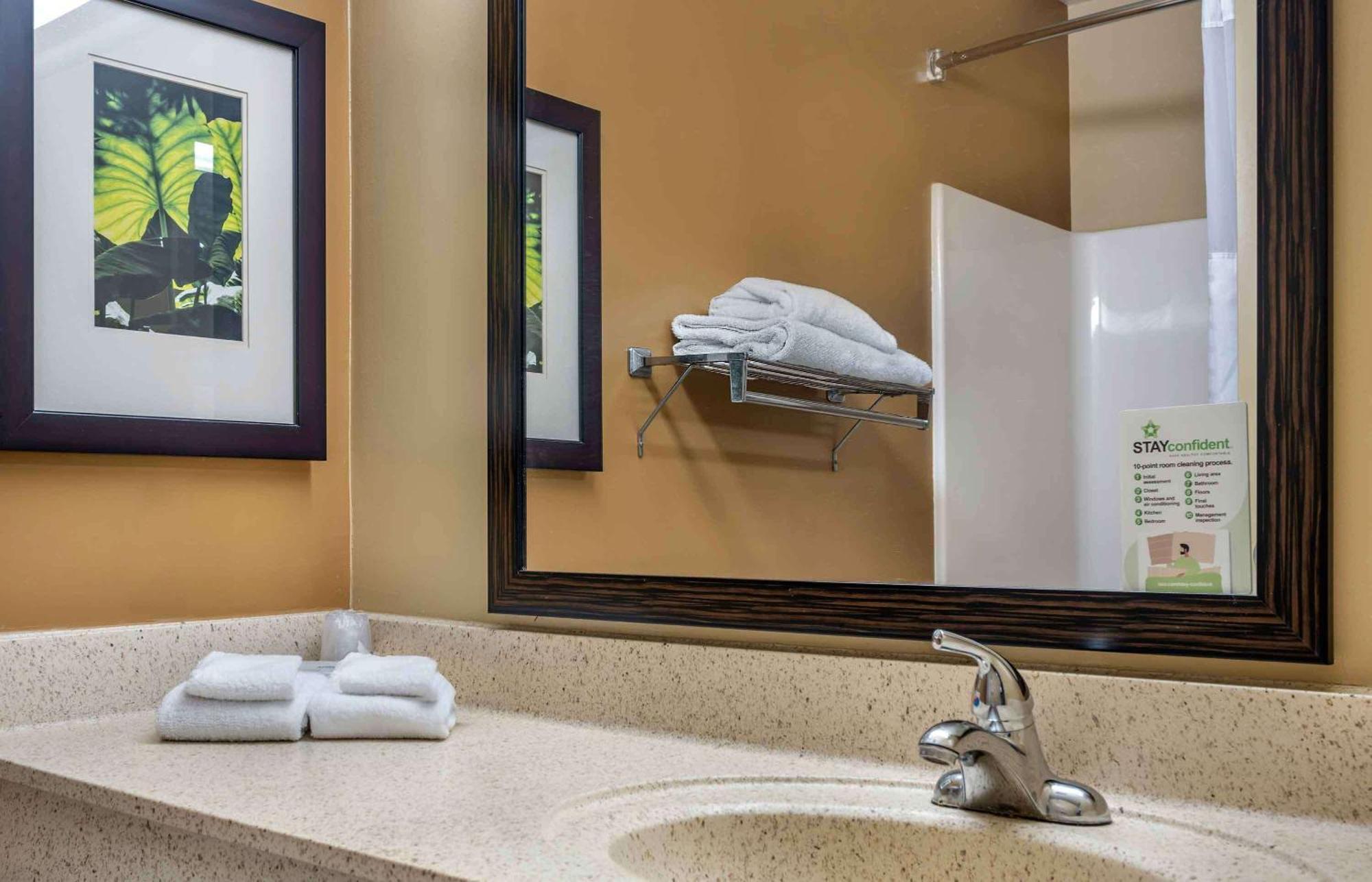 Extended Stay America Suites - Fort Lauderdale - Cypress Creek - Nw 6Th Way Exterior photo